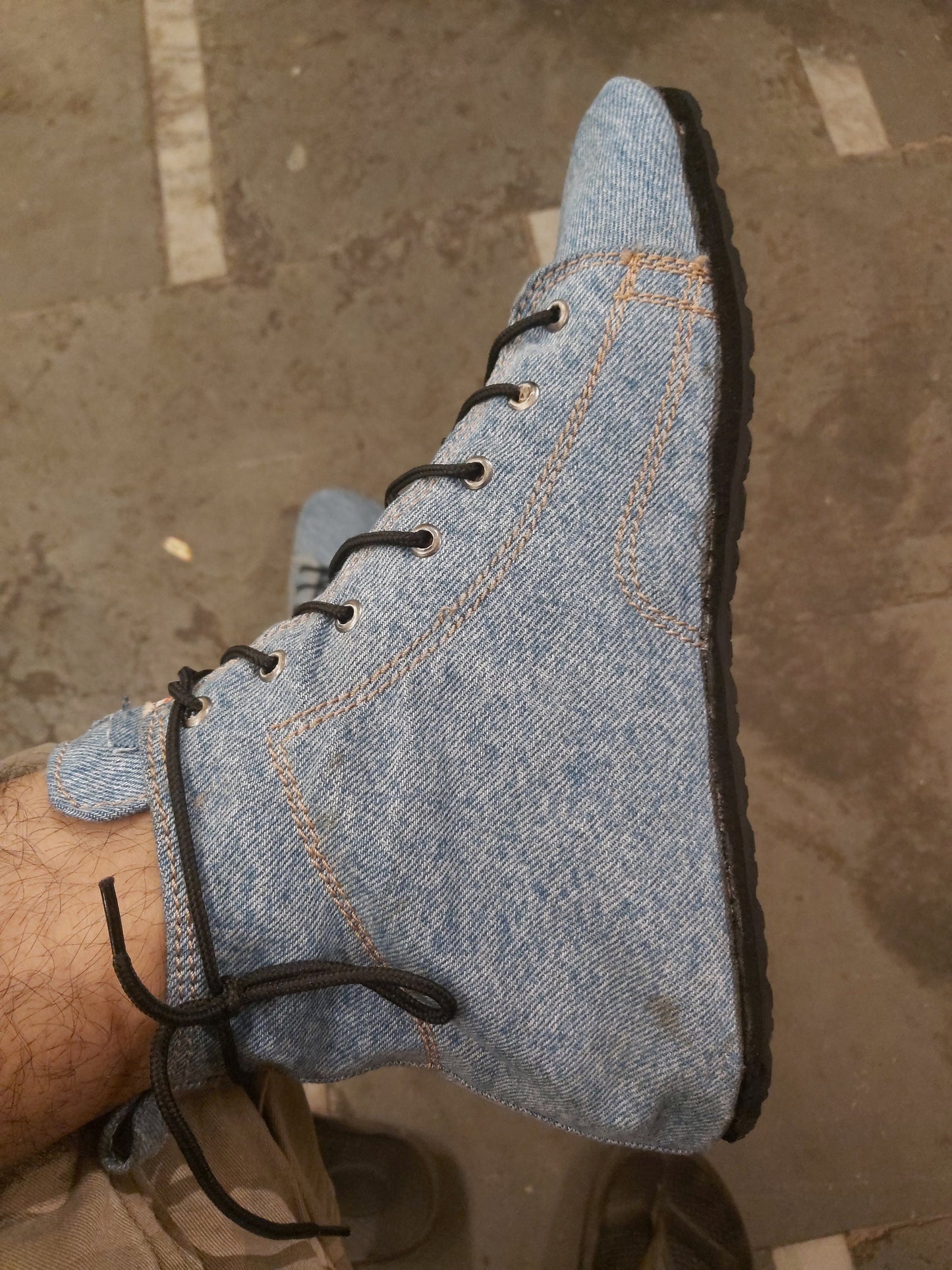 Flexible Barefoot Shoes Made with Upcycled Denim UK8/EU42/US9.5 I 5mm Tire Sole 9LC