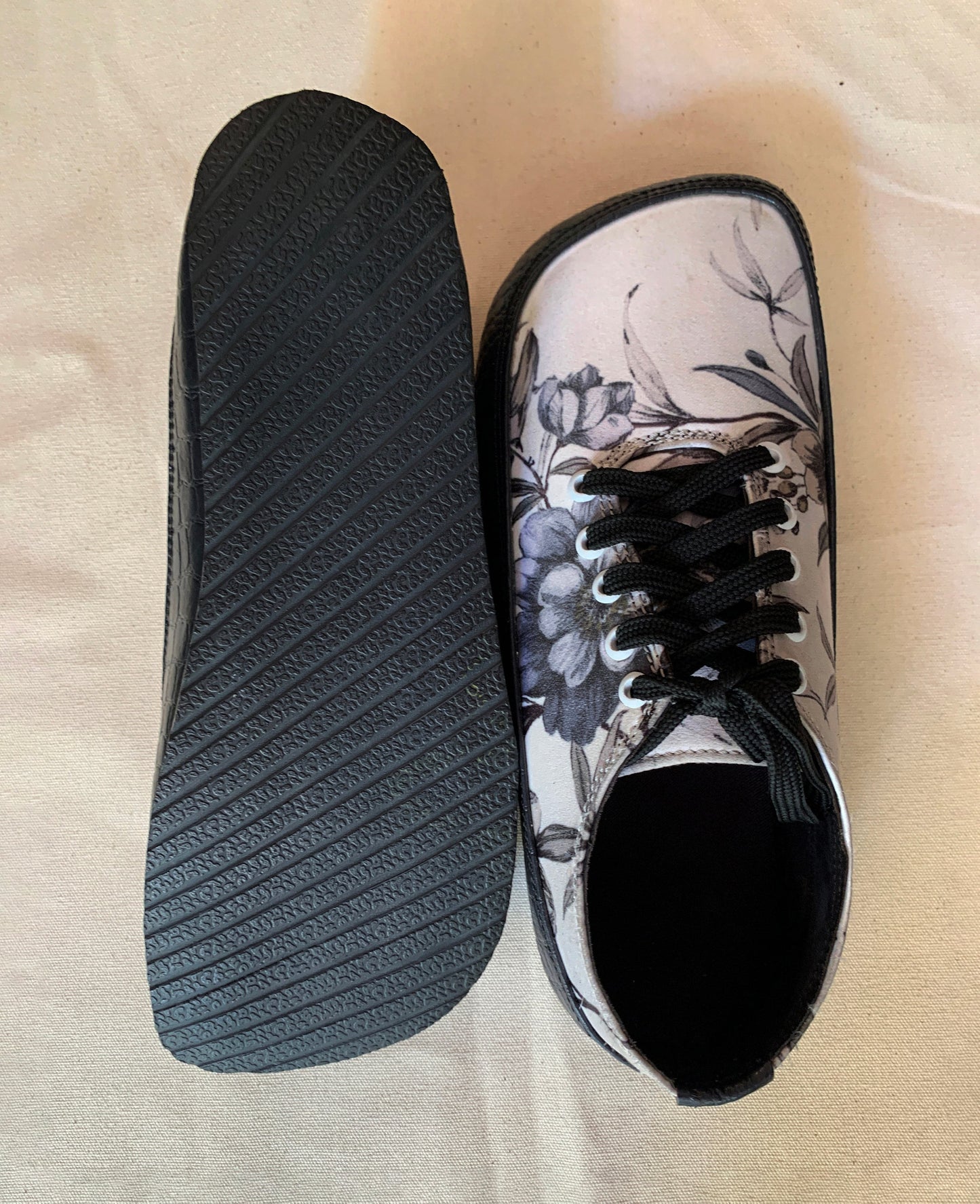 Art Deco Upcycled Barefoot Shoe: Floral Print, Tyre Sole (US Size 8) 9LC