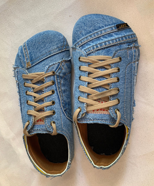 Upcycled Denim Vegan Sneakers: Tire Sole, Barefoot Feel, US 9 / EU 42 9LC