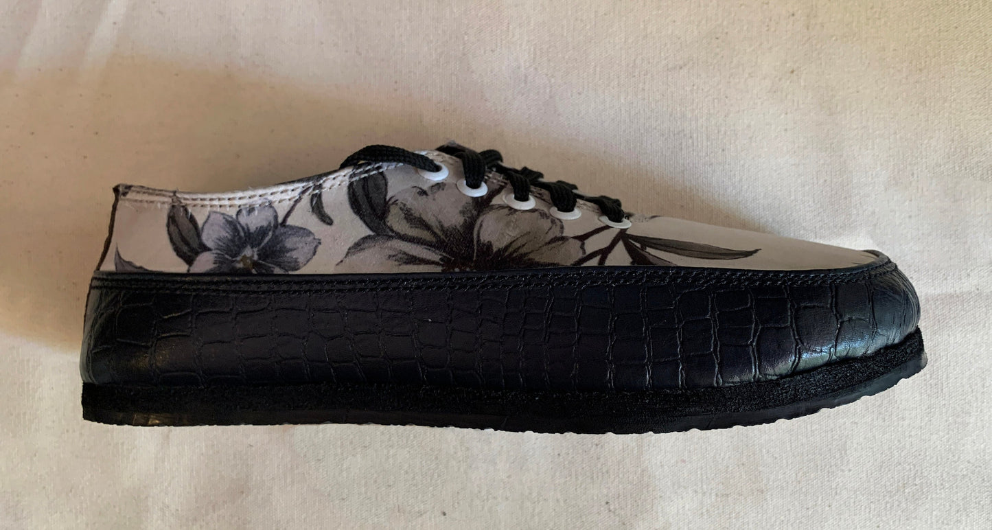 Art Deco Upcycled Barefoot Shoe: Floral Print, Tyre Sole (US Size 8) 9LC