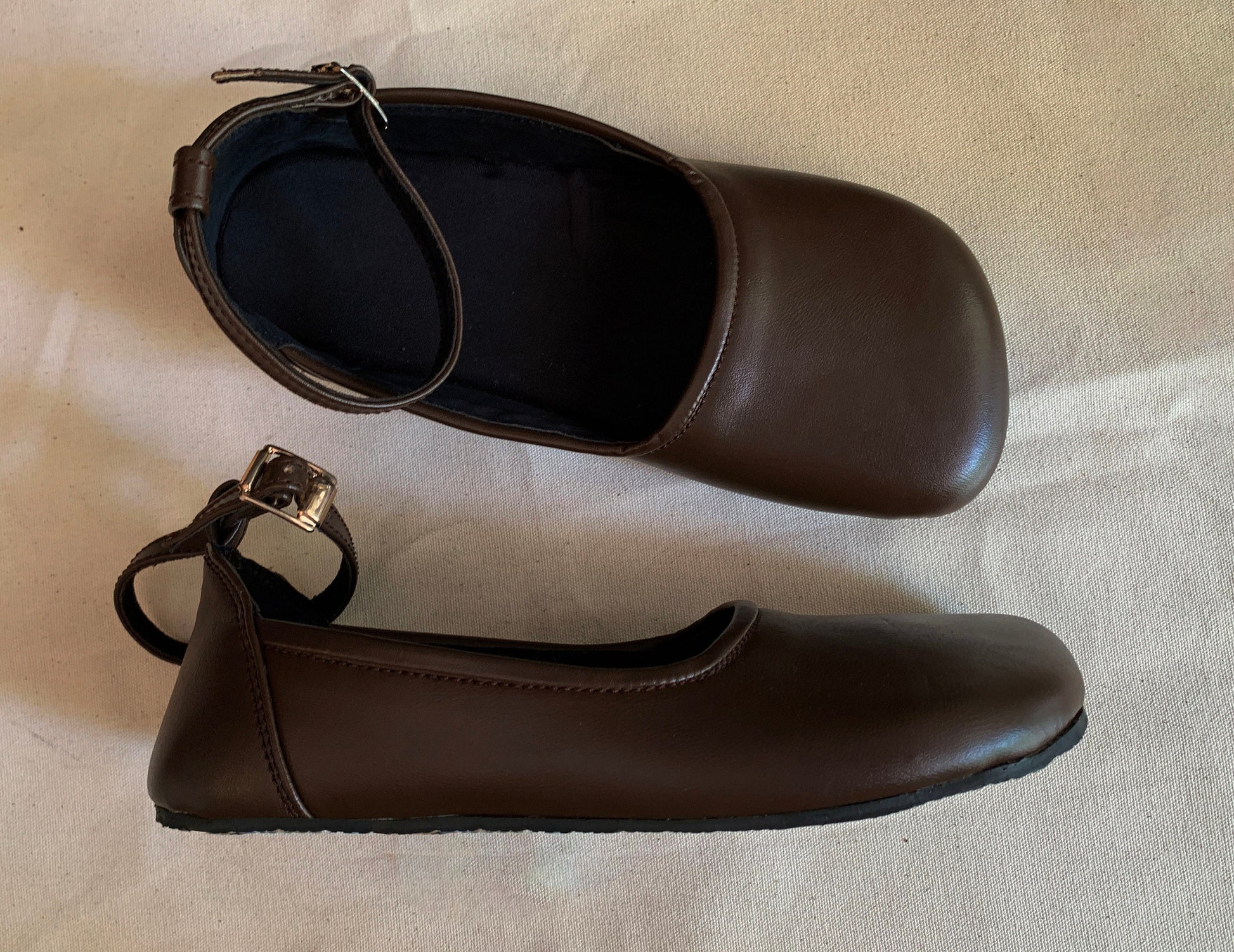 Vegan Barefoot Ballerina Shoes, Upcycled Tire Sole, Brown, US 8 9LC
