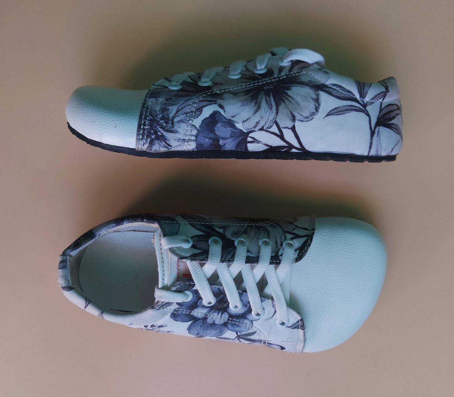 Vegan Floral Lace-up Sneaker: Wide Toe Bridal Shoe - US Size 5 9LC