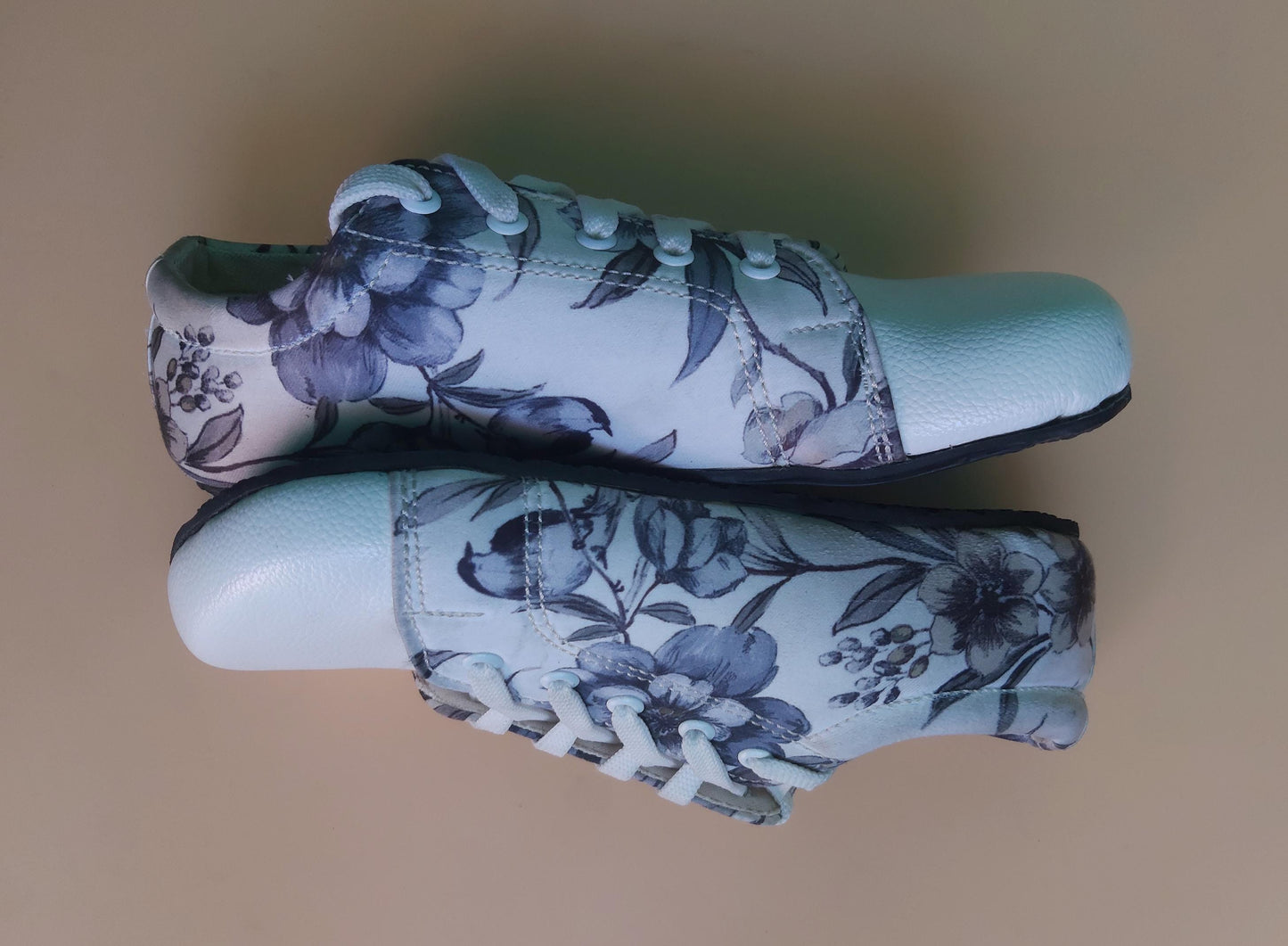 Vegan Floral Lace-up Sneaker: Wide Toe Bridal Shoe - US Size 5 9LC