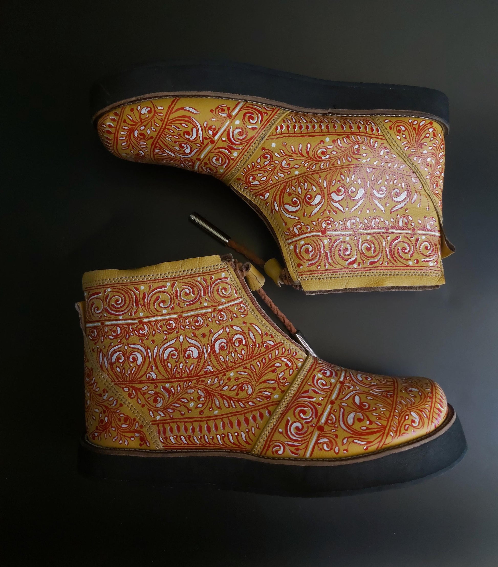 Hand Painted Leather Ankle Boot, Wide Toe, Upcycled Tyre Sole (28 CM Foot) 9LC
