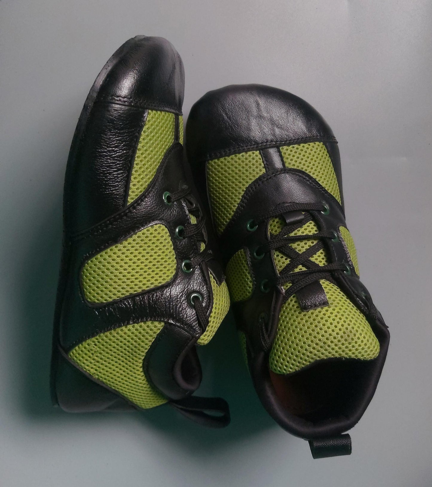 Retro Vibe Barefoot Sneaker I Lightweight and Flexible I US Size 9 I EU 42 I UK 8.5 I One of a Kind I Customisation Available I Zero Drop 9LC