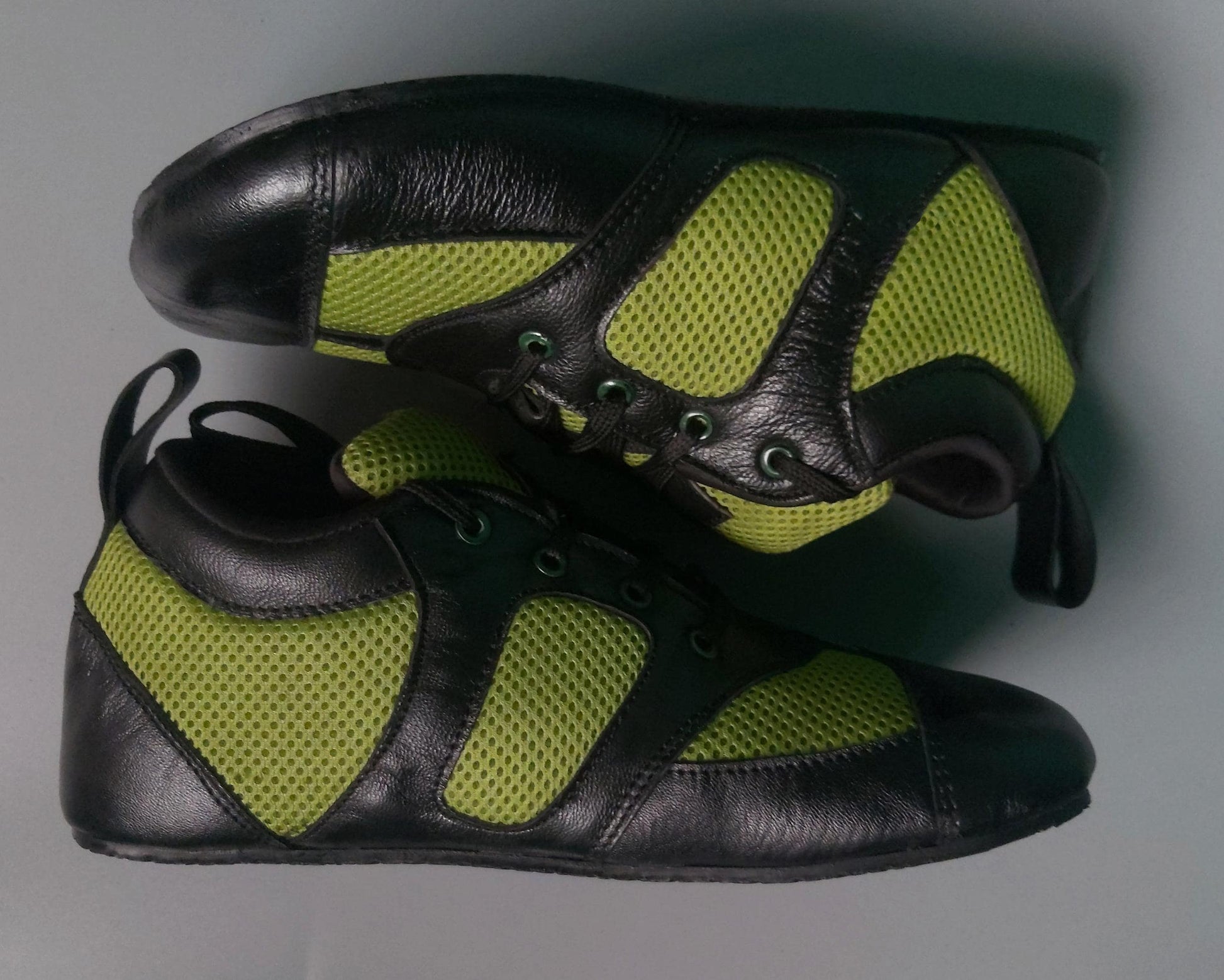 Retro Vibe Barefoot Sneaker I Lightweight and Flexible I US Size 9 I EU 42 I UK 8.5 I One of a Kind I Customisation Available I Zero Drop 9LC