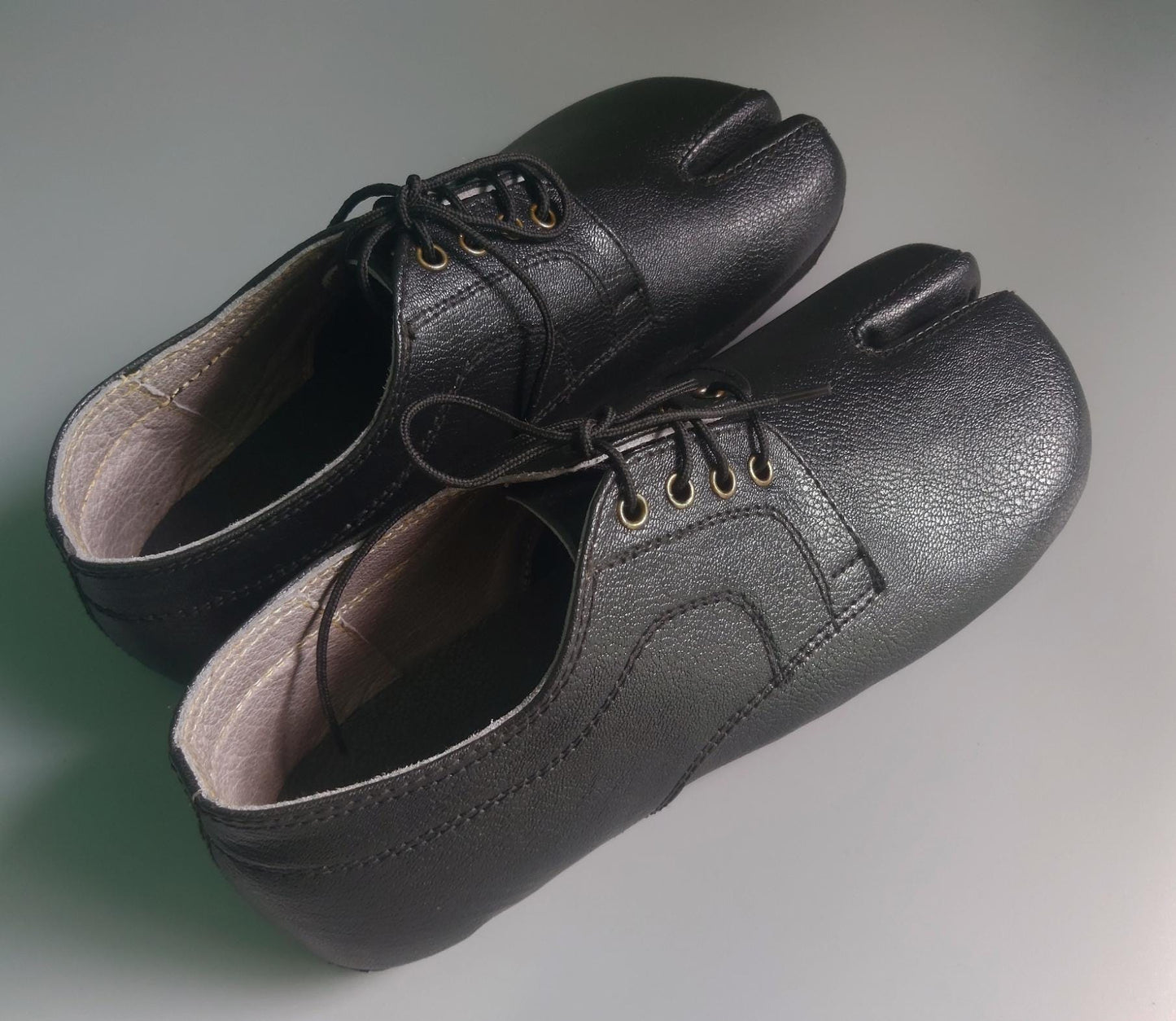 Custom Barefoot Tabi Shoes: Vegan Leather Zero Drop 9LC