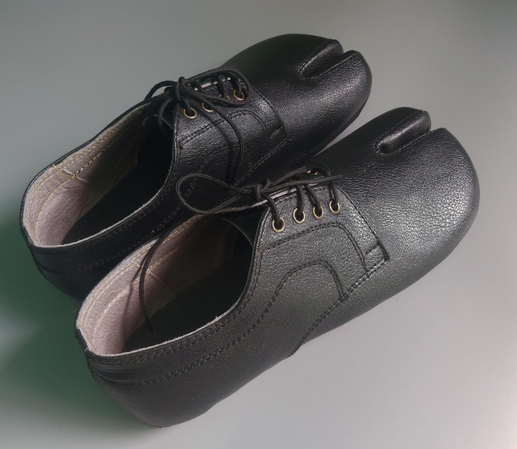 Custom Barefoot Tabi Shoes: Vegan Leather Zero Drop 9LC