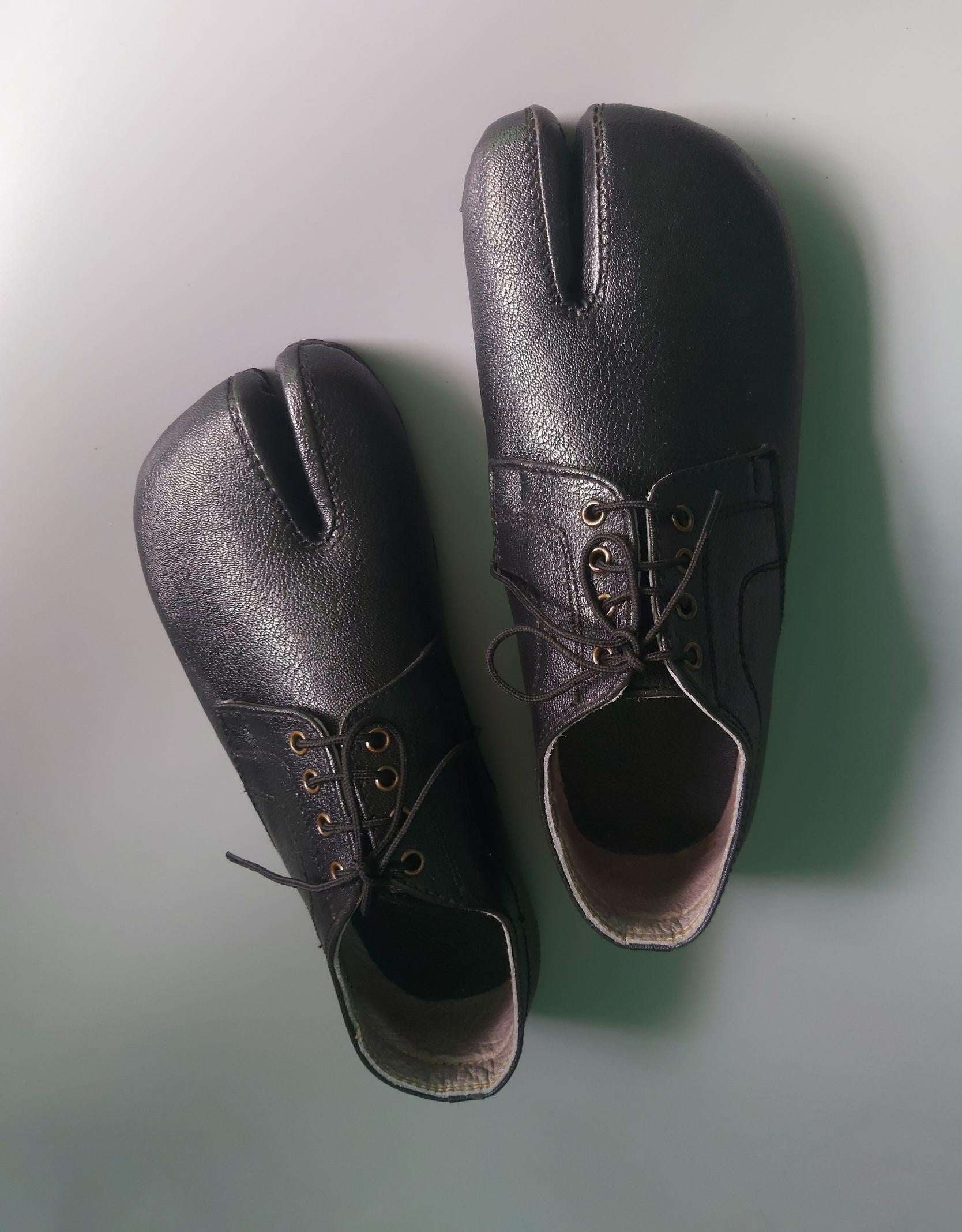 Custom Barefoot Tabi Shoes: Vegan Leather Zero Drop 9LC