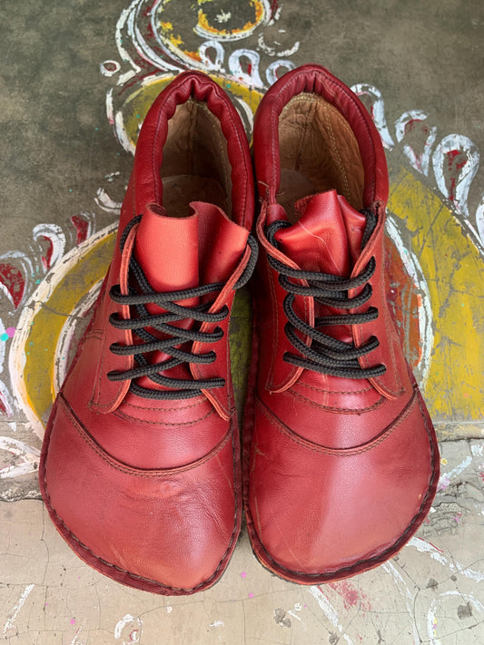 Ruby Leather Barefoot Shoe / Wide Foot Shoe I UK9/EU43/US10 9LC