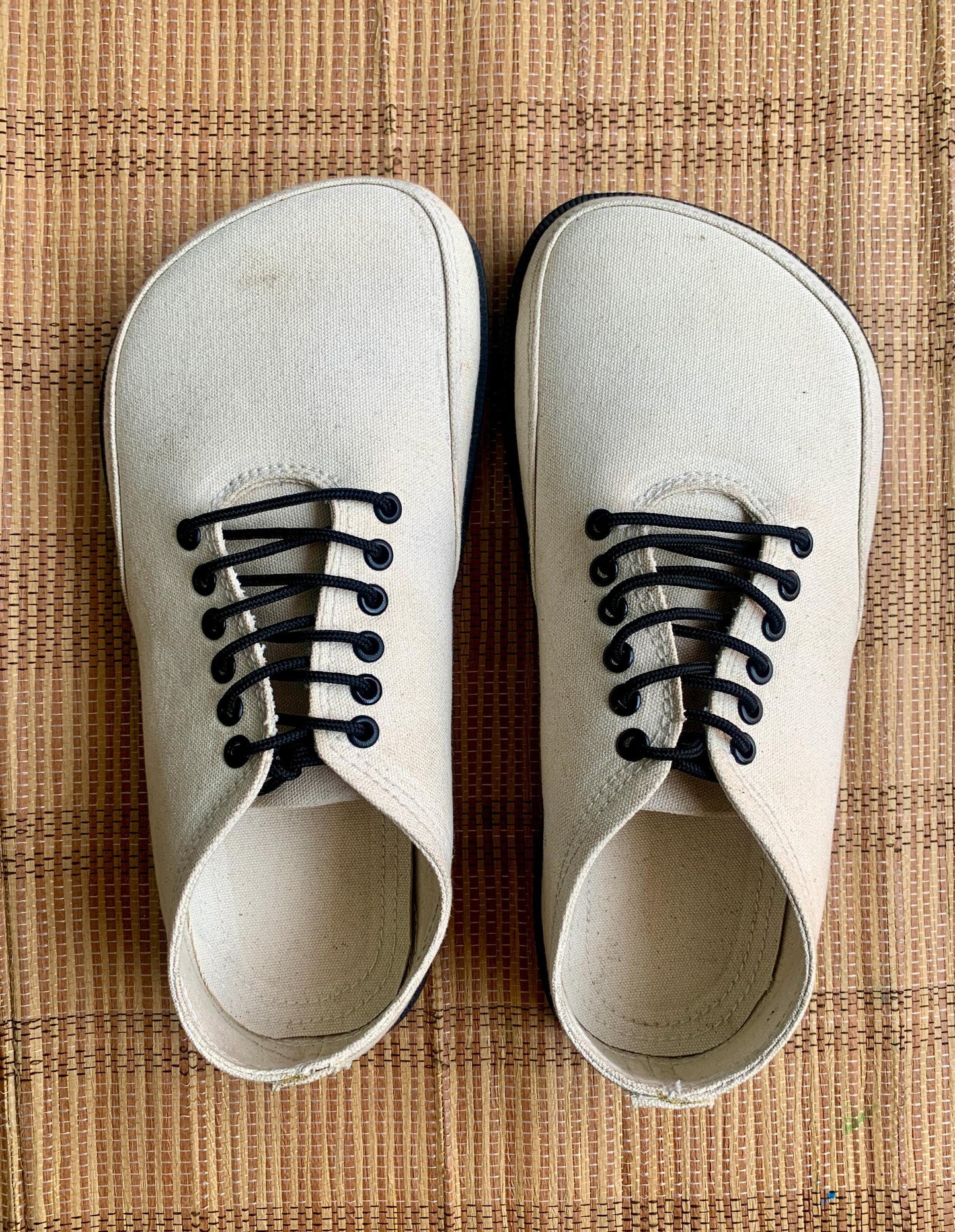Handmade Canvas Barefoot Shoes: Minimalist Design, Upcycled Sole 9LC