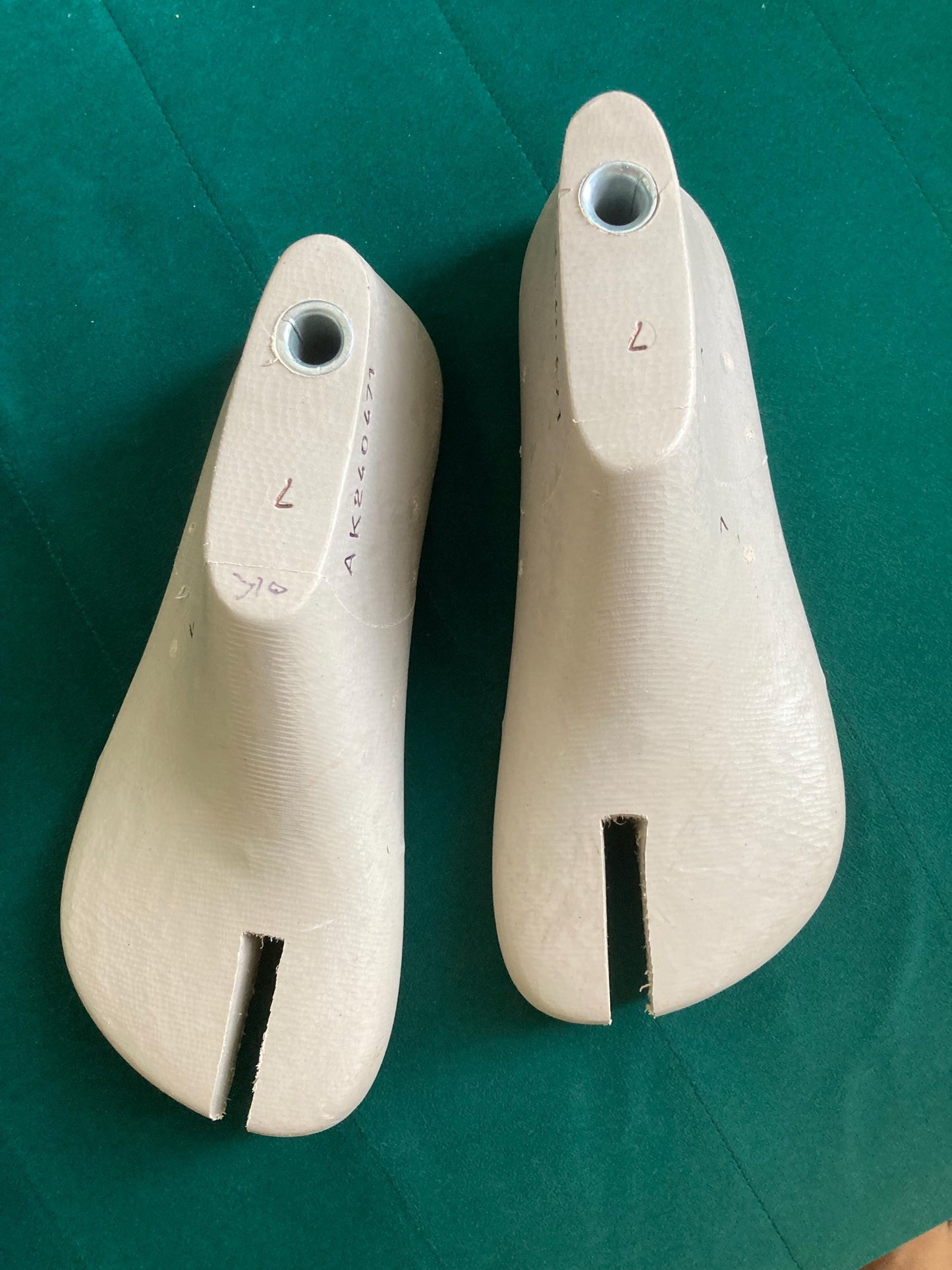 Barefoot Tabi Shoe Last - Made to Order 9LC