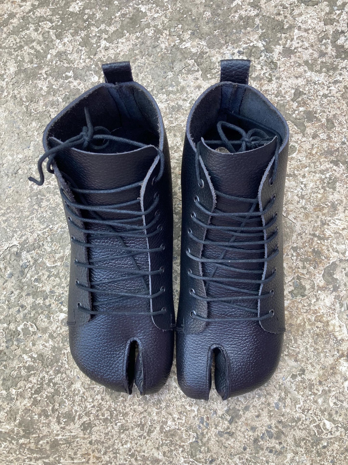 Leather Tabi Boots: Custom Ankle Length Shoes, US 10 9LC