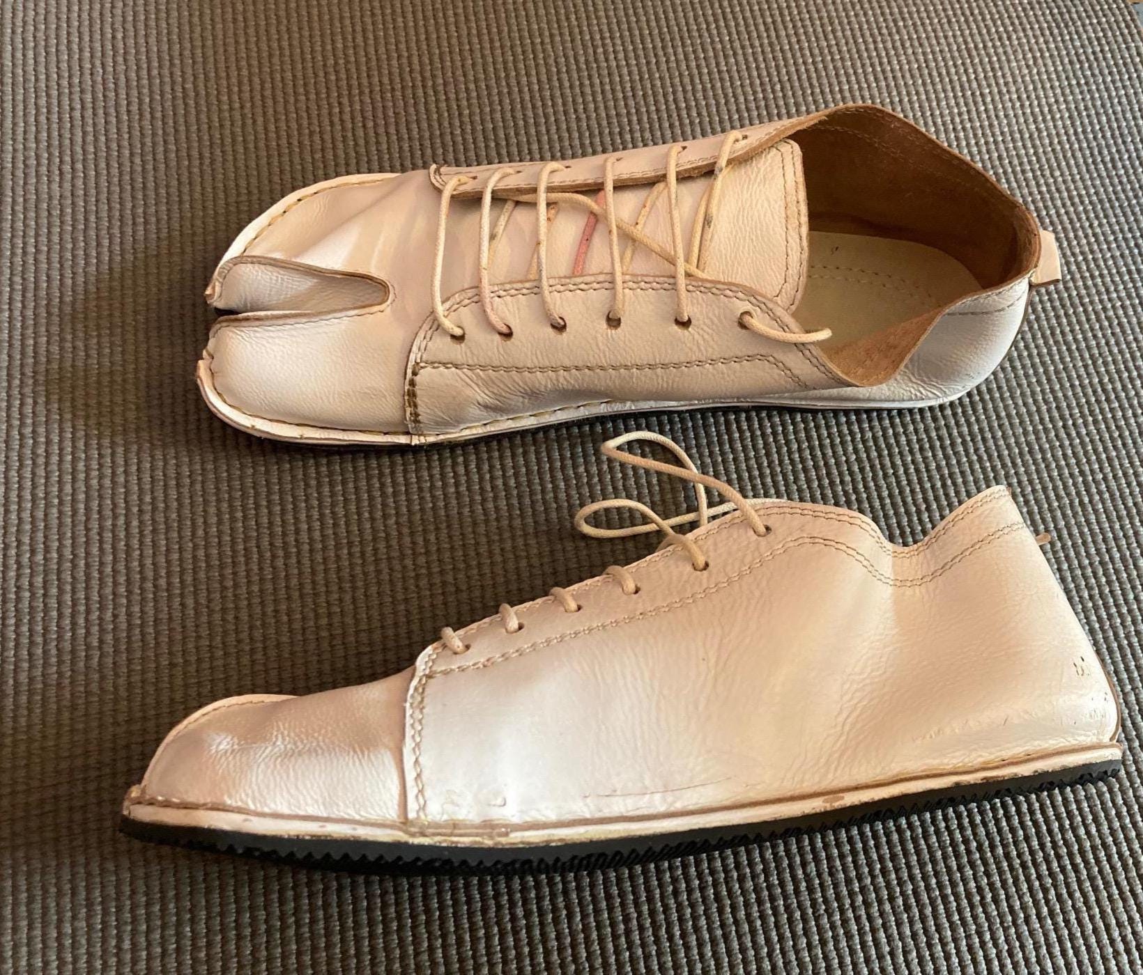 Handmade Leather Tabi Shoe: Custom Barefoot Split Toe 9LC