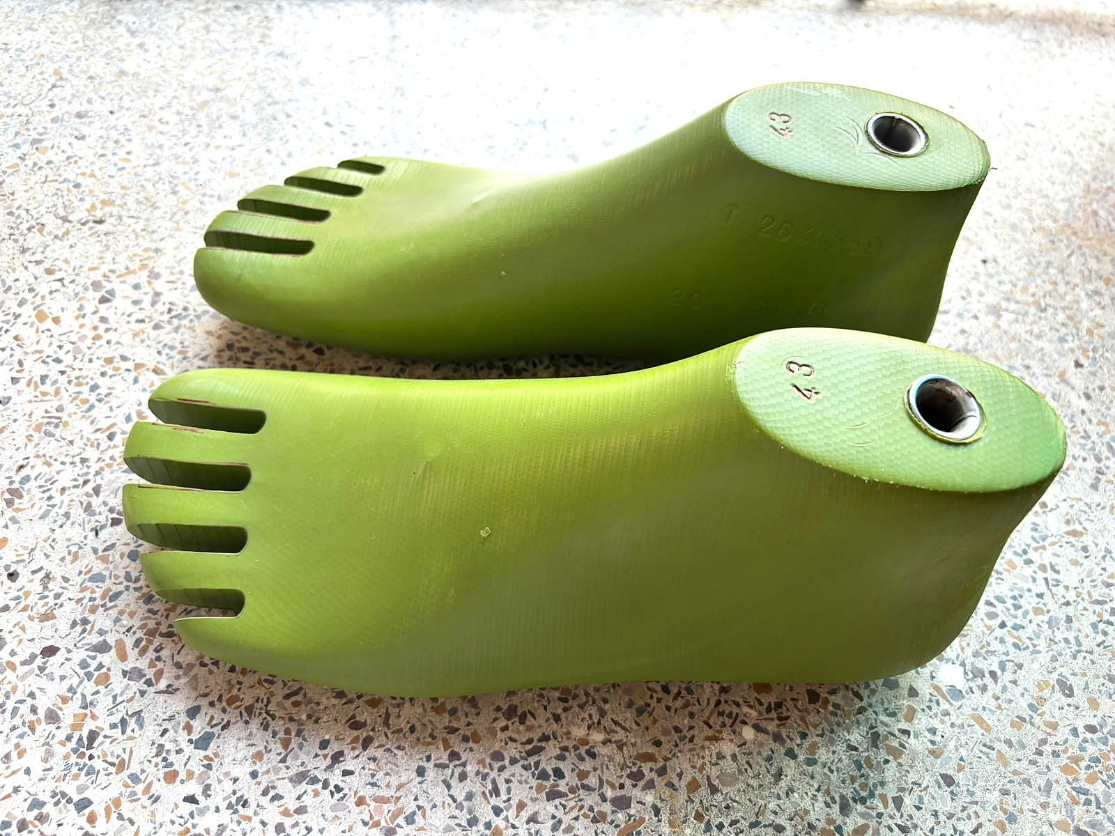 Custom Five Finger Shoe Lasts : Made-to-Order, All Sizes 9LC